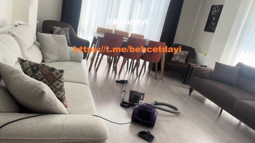 Burcu Güven 30