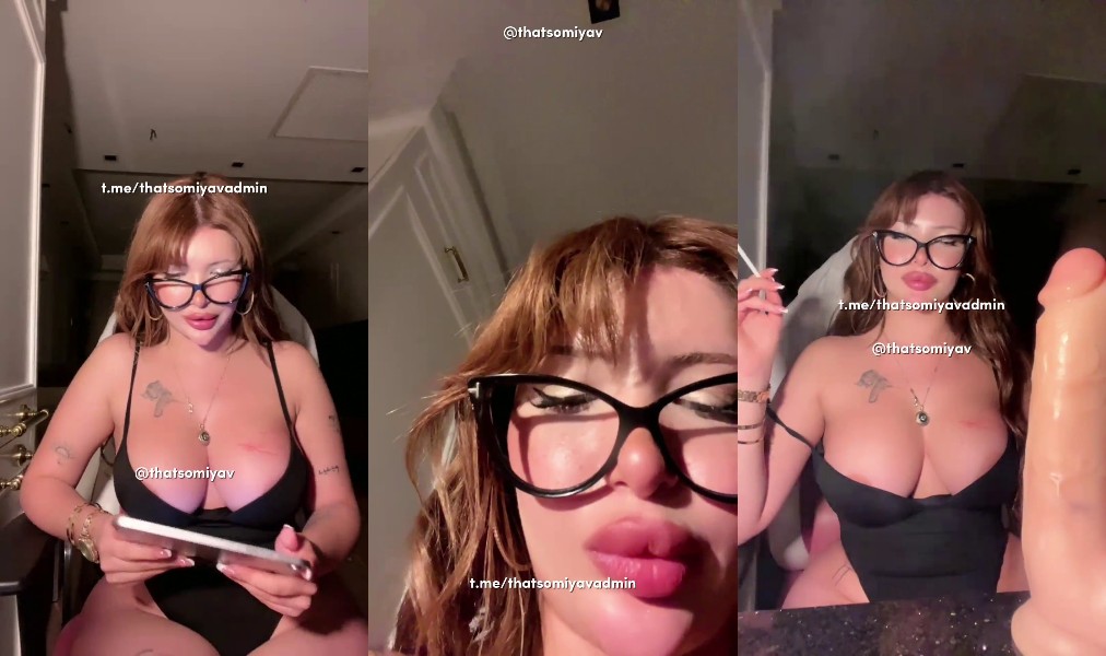 HelloDespina 102