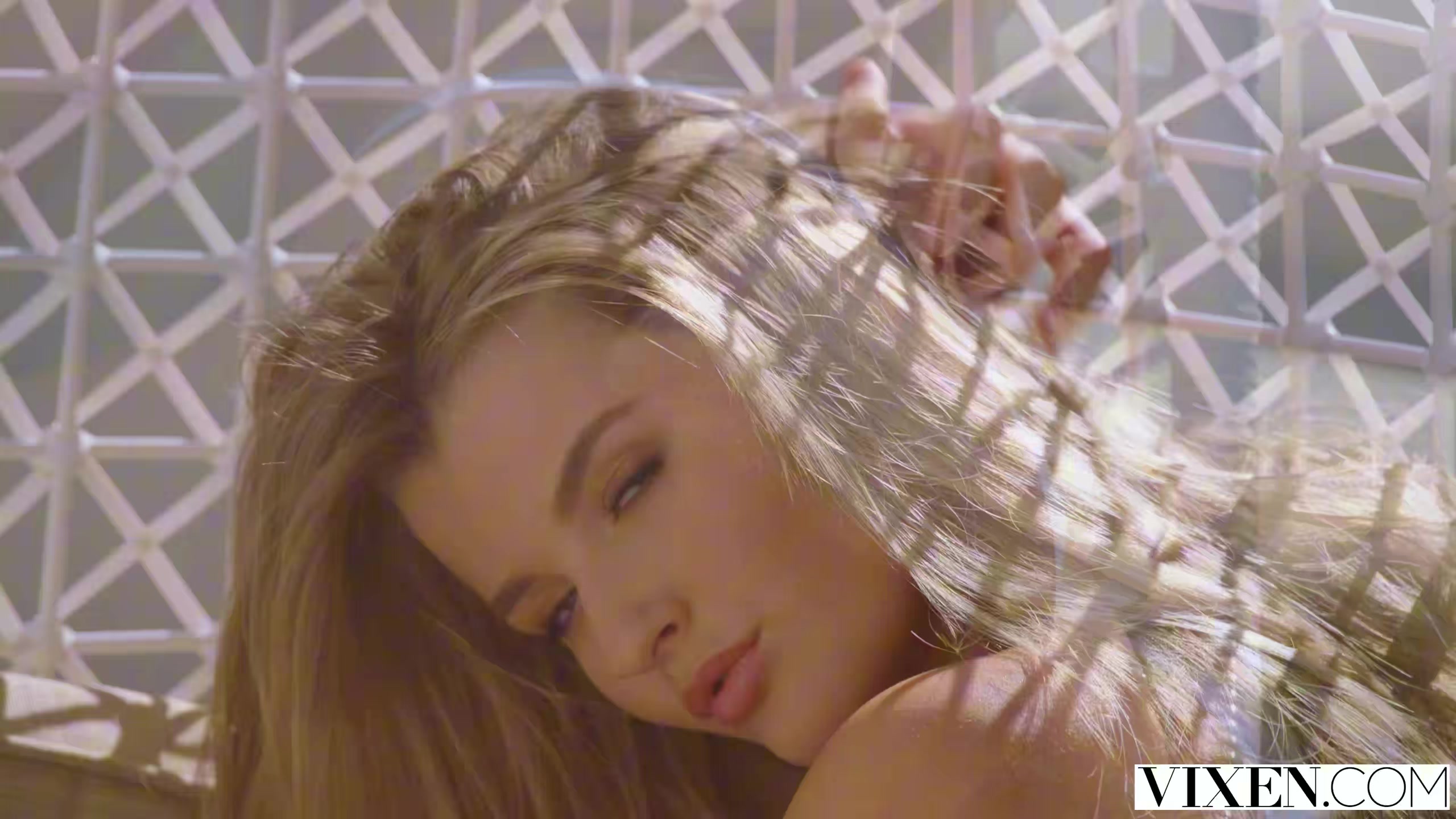 Mia Melano 236