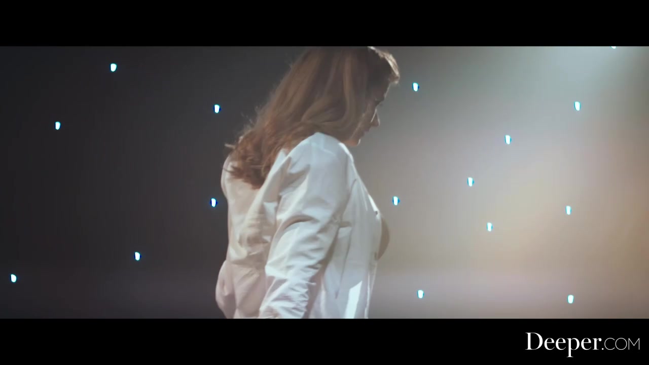Mia Melano 239